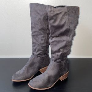 Candie's Gray Faux Suede Pull On Women's Boots Size 6.5